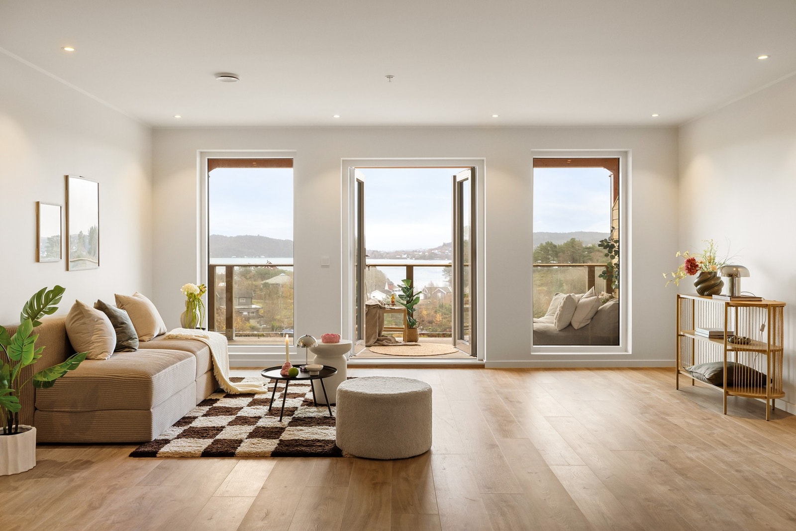 Bjorøyvegen 93 presenteres av Tarek Bergfjord ved Bergby & Partners. Galleribilde