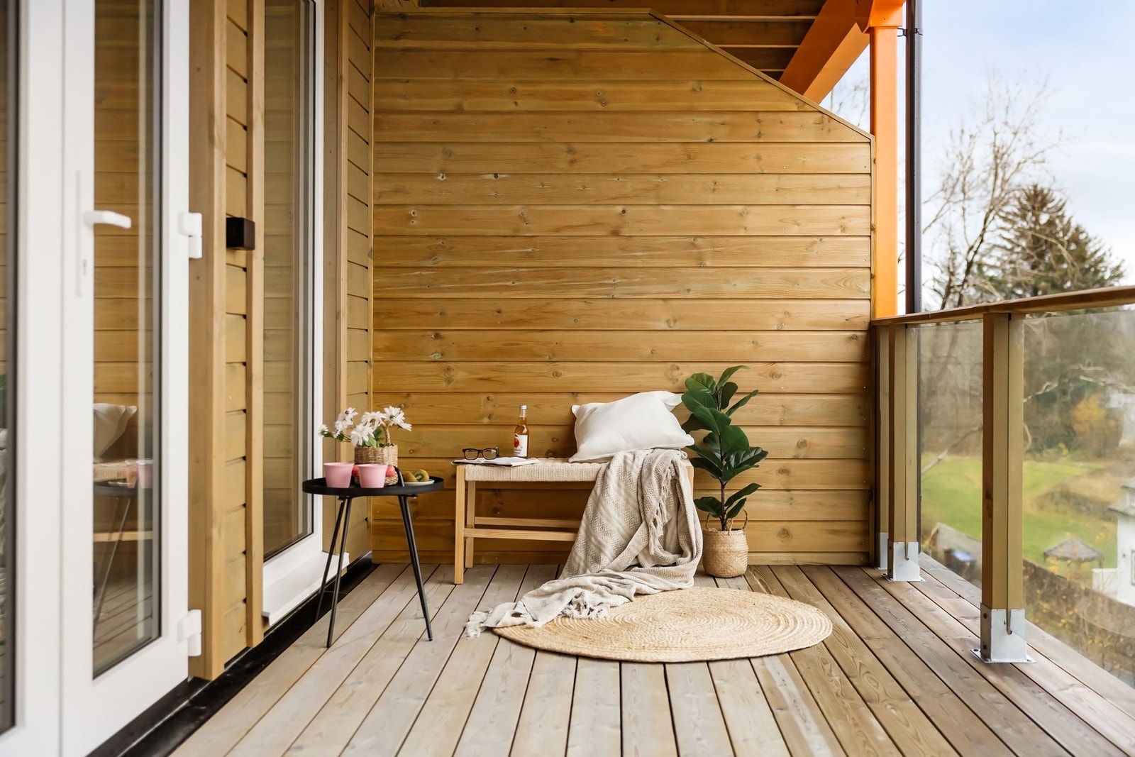 Her er det god plass til ønsket utemøblement og beplantning. Galleribilde