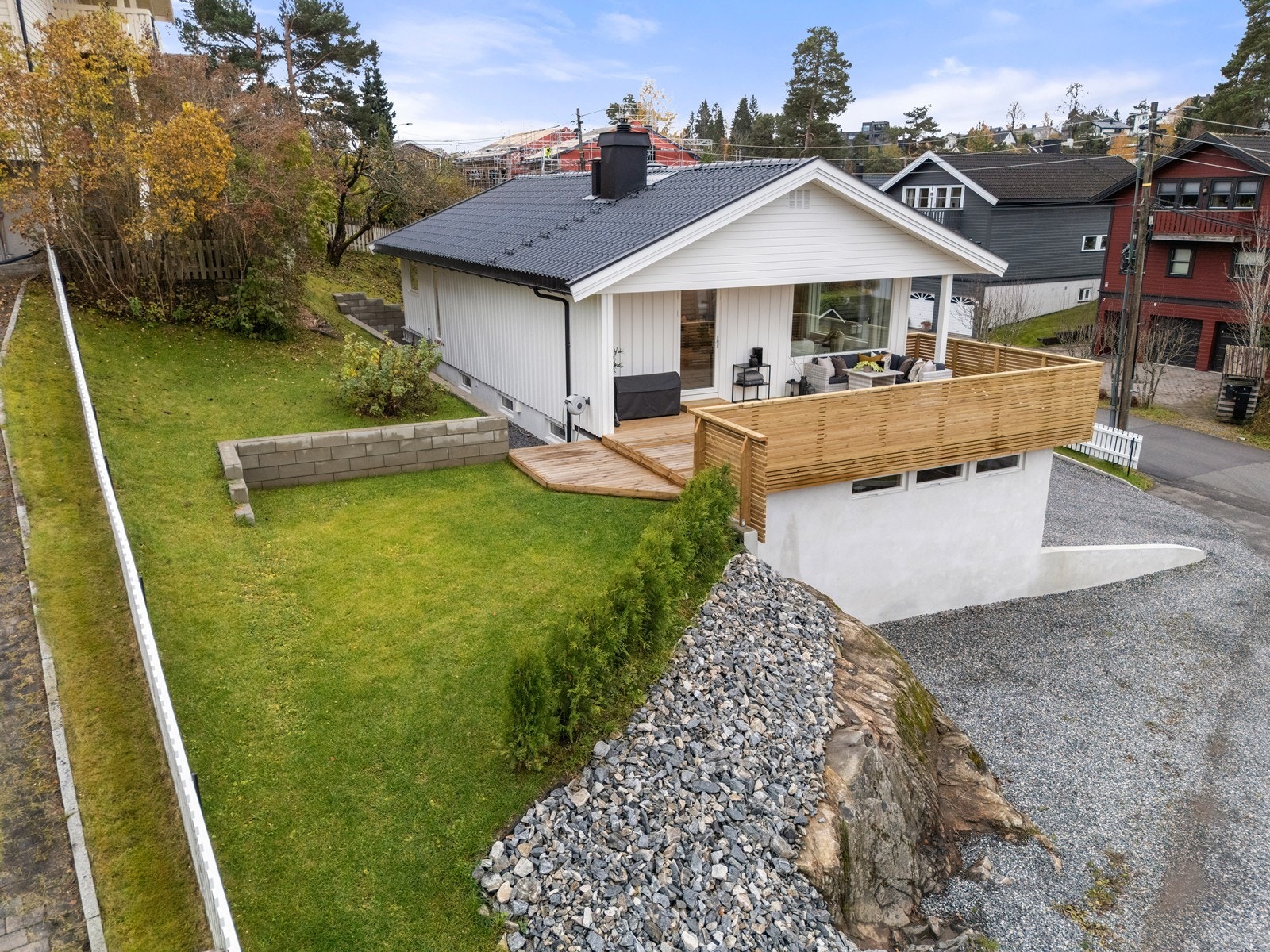 - Pent opparbeidet og gode parkeringsfasiliteter - Galleribilde