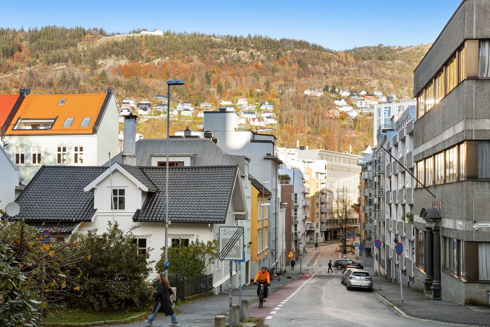 Kort vei til matvarehandel, kollektiv transport og flere utdanningsinstitusjoner. Galleribilde