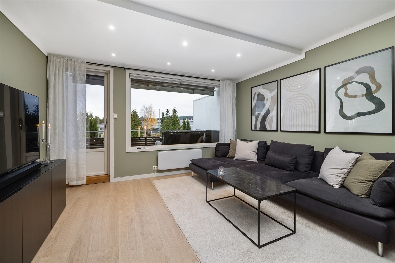 Store vinduer Galleribilde