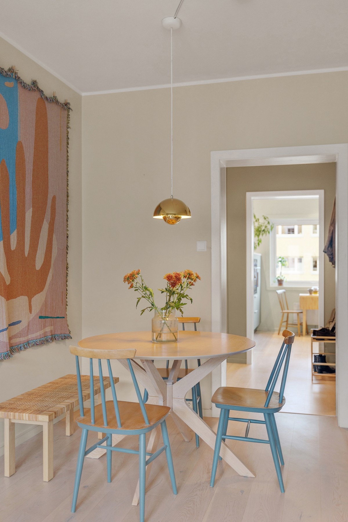 Her ligger alt til rette for hyggelige middagsselskaper. Galleribilde