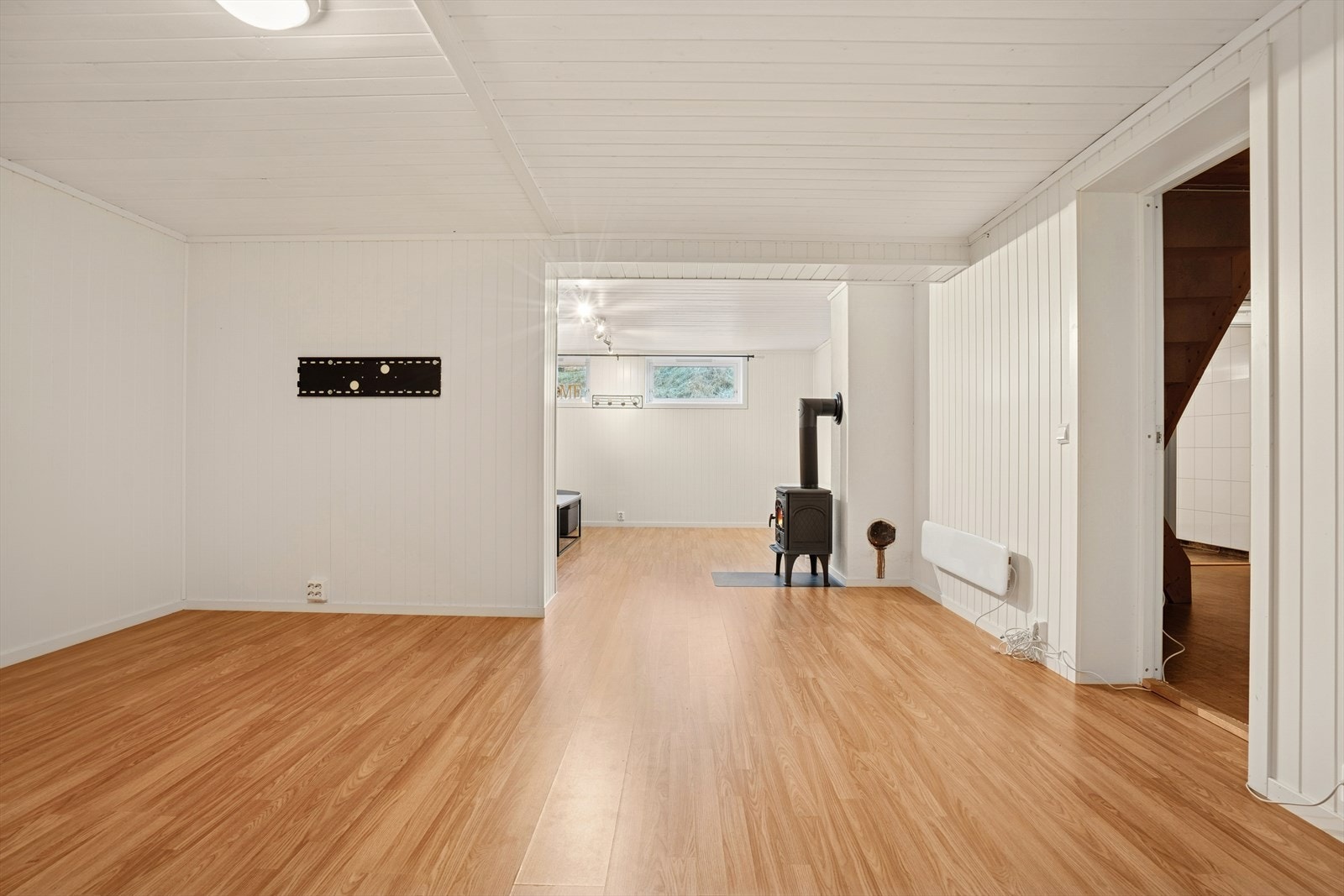 Rom i underetasjen som ikke er byggemeldt eller godkjent. Galleribilde