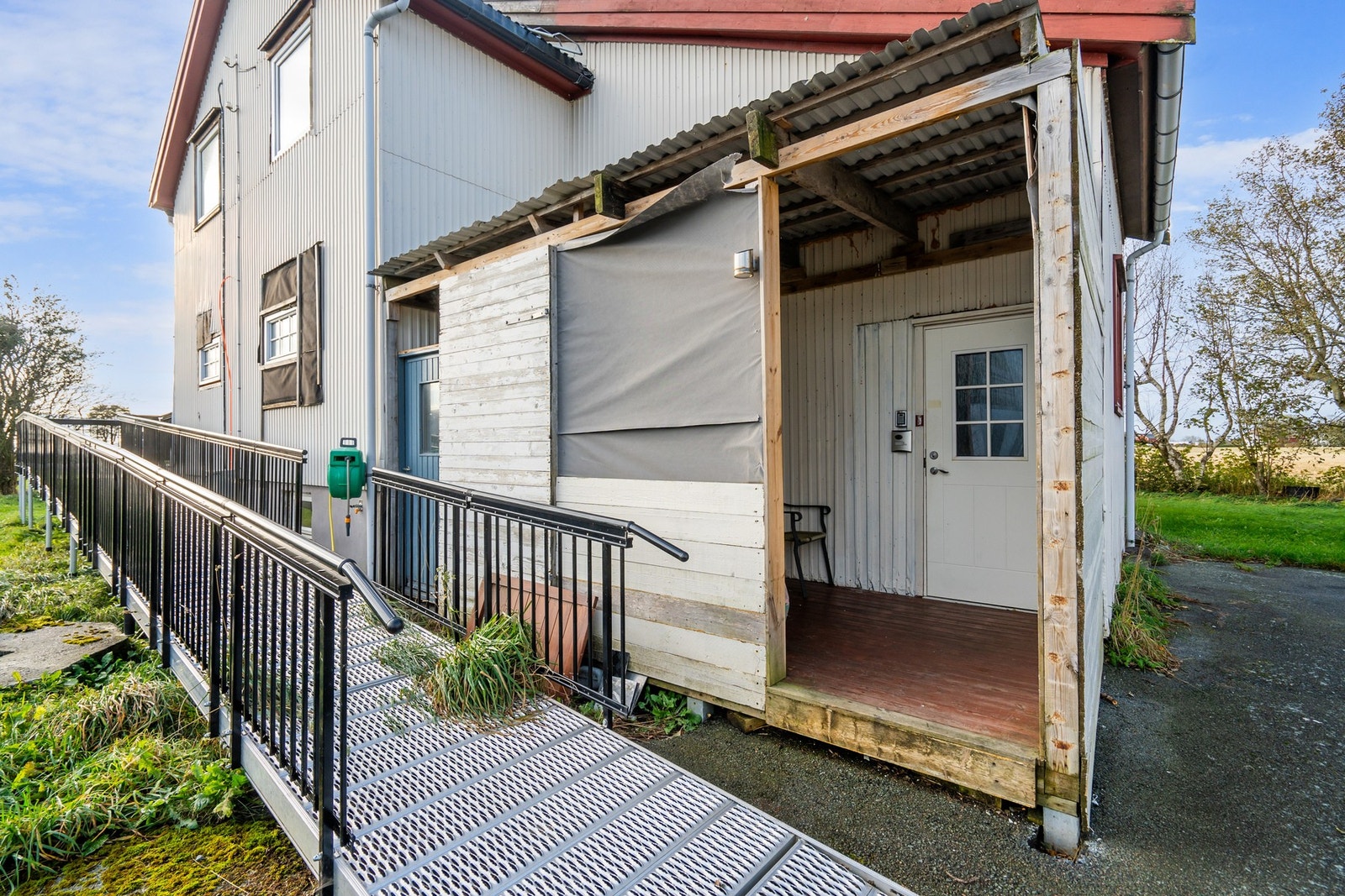 Inngangsparti Galleribilde