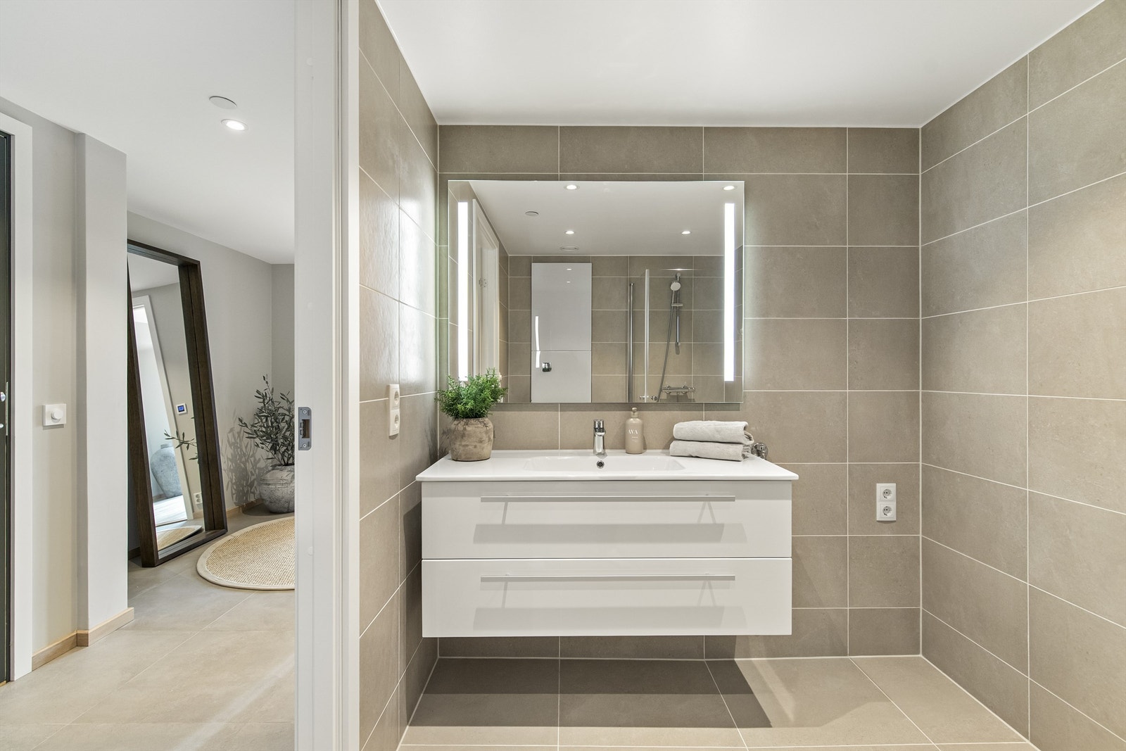 På gjestebad er det også klargjort for montering av vaskemaskin Galleribilde