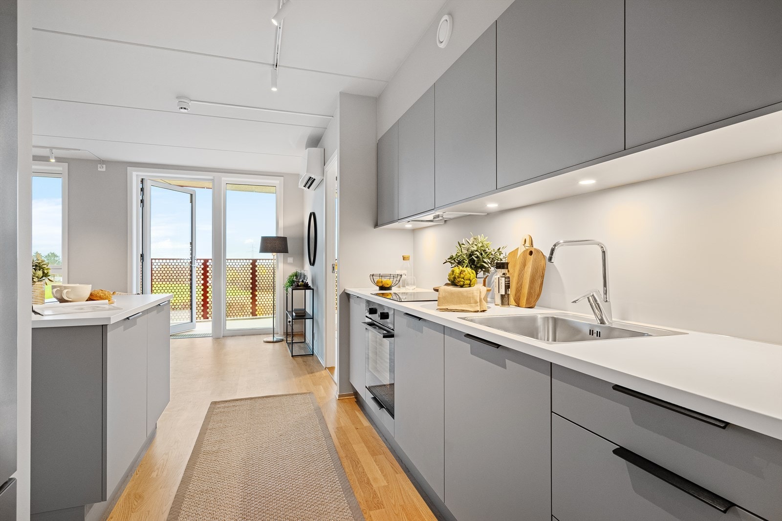 Integrerte hvitevarer er inkludert. Galleribilde