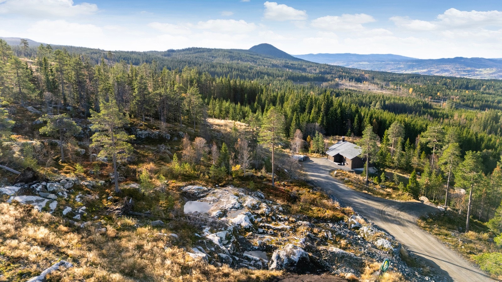 Området er familievennlig og svært populært blant både fastboende og hyttefolk. Galleribilde