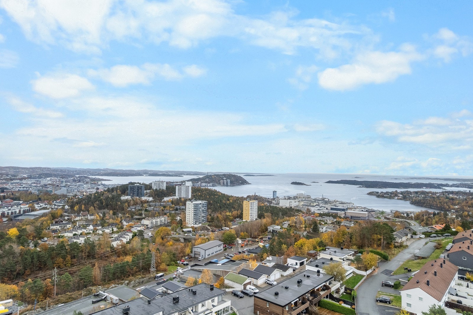 Flott område! Kort vei til sentrum. Galleribilde