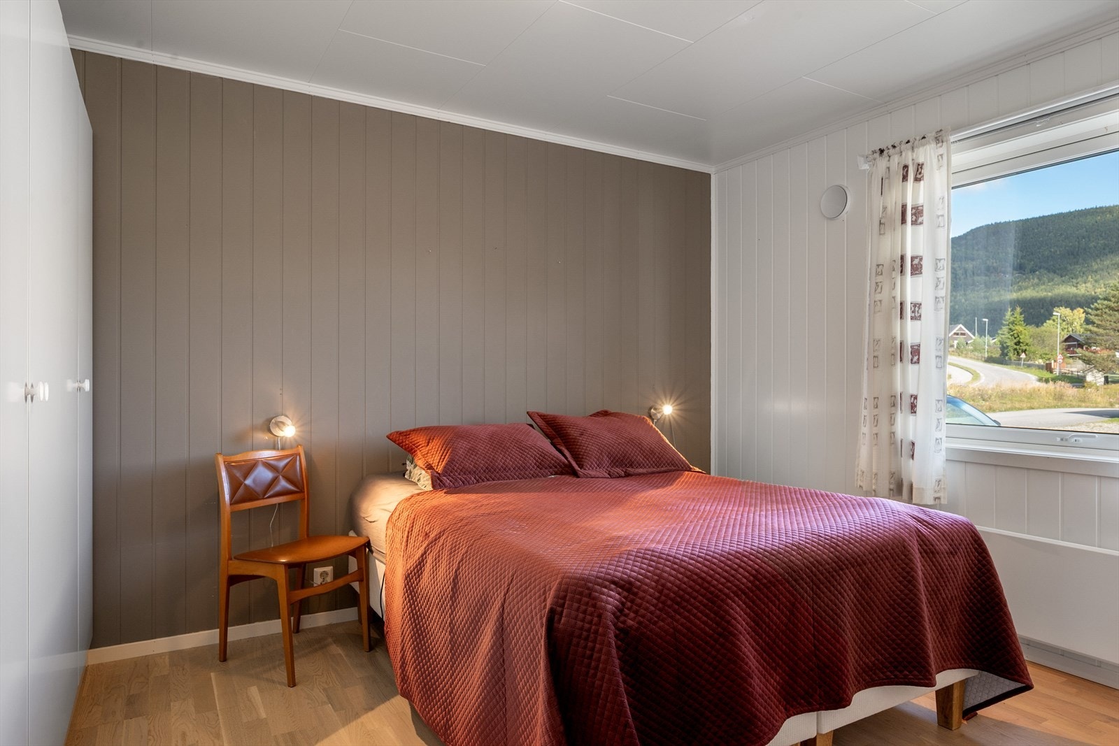 Hovedsoverom - det er totalt to soverom. Galleribilde