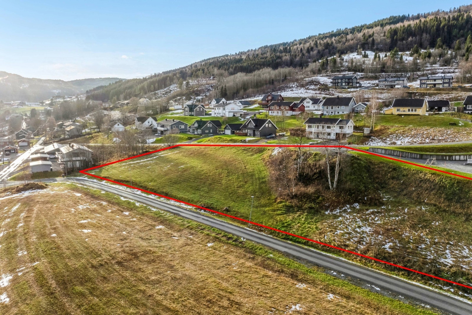EIE eiendomsmegling presenterer stor boligtomt ved Nyhuslia!
Foto: Efkt (Børge Halseth) Galleribilde