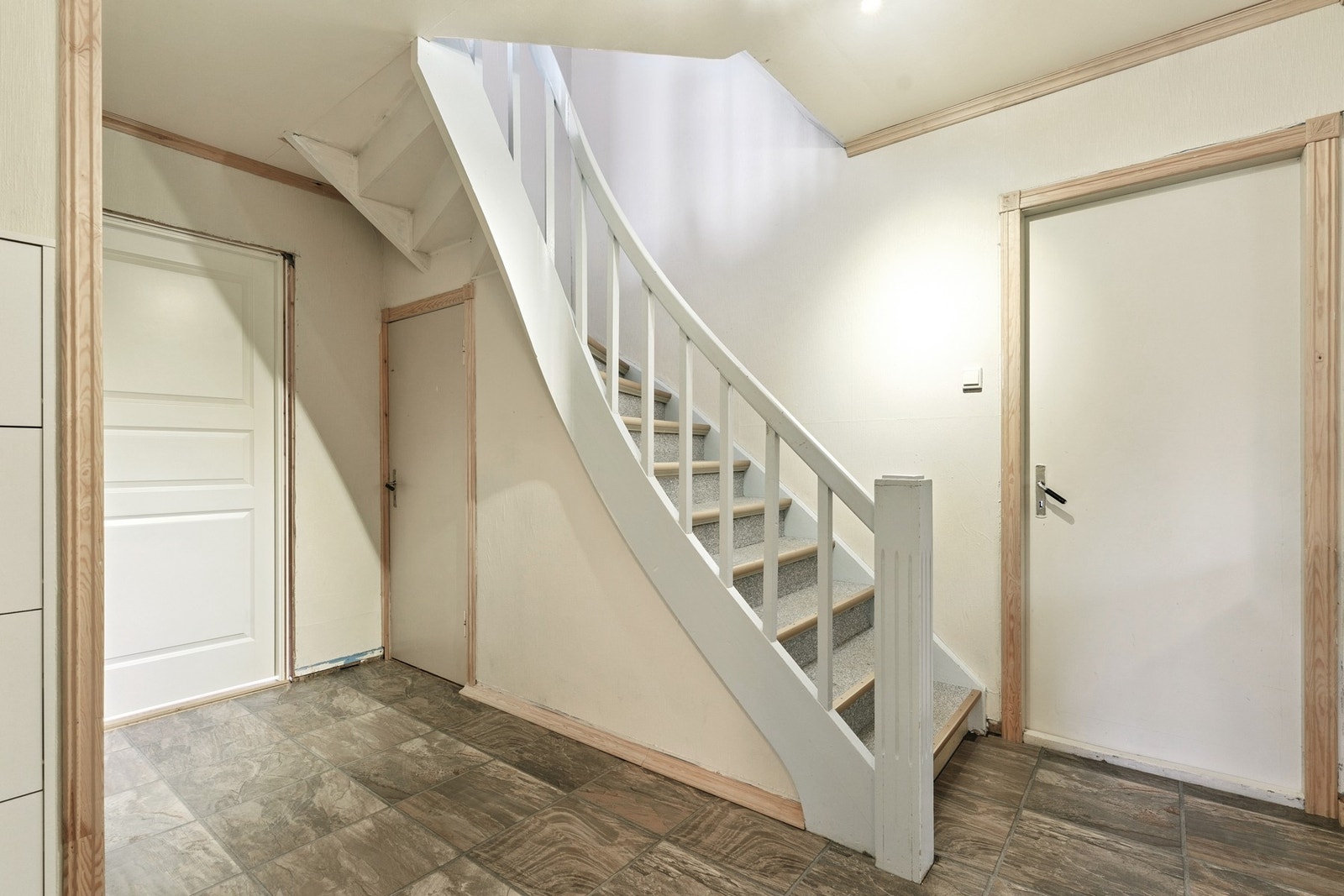 Boligen strekker seg over tre plan. Galleribilde