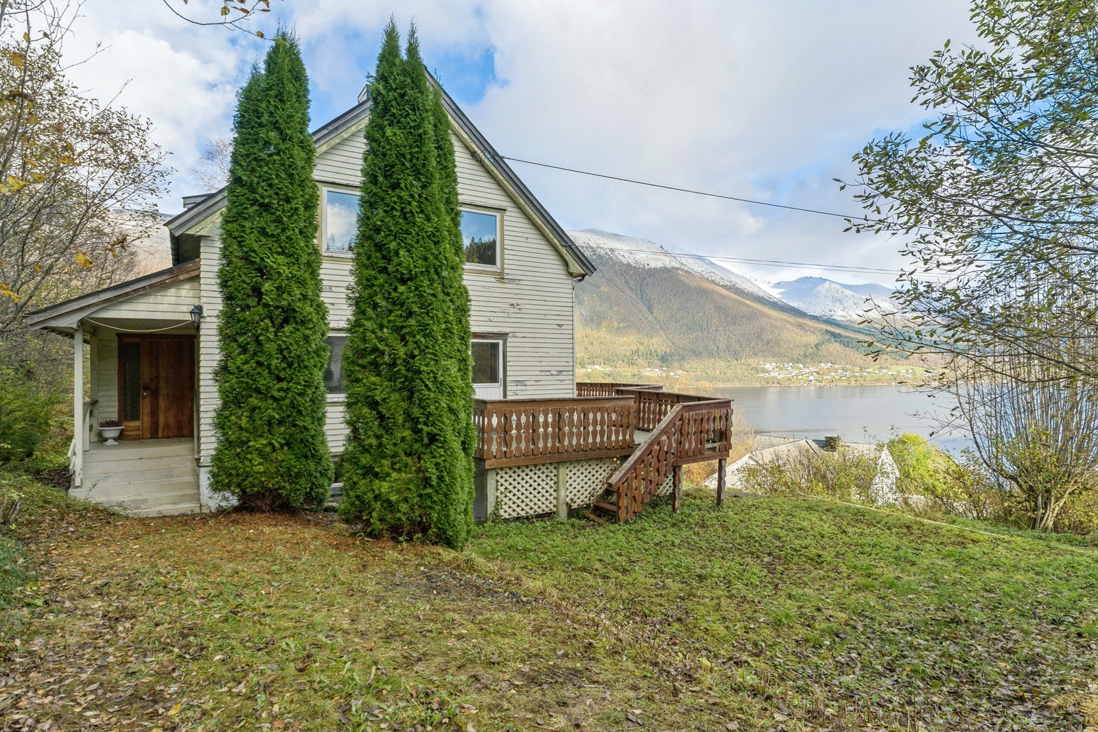 En stor enebolig med stort potensial Galleribilde