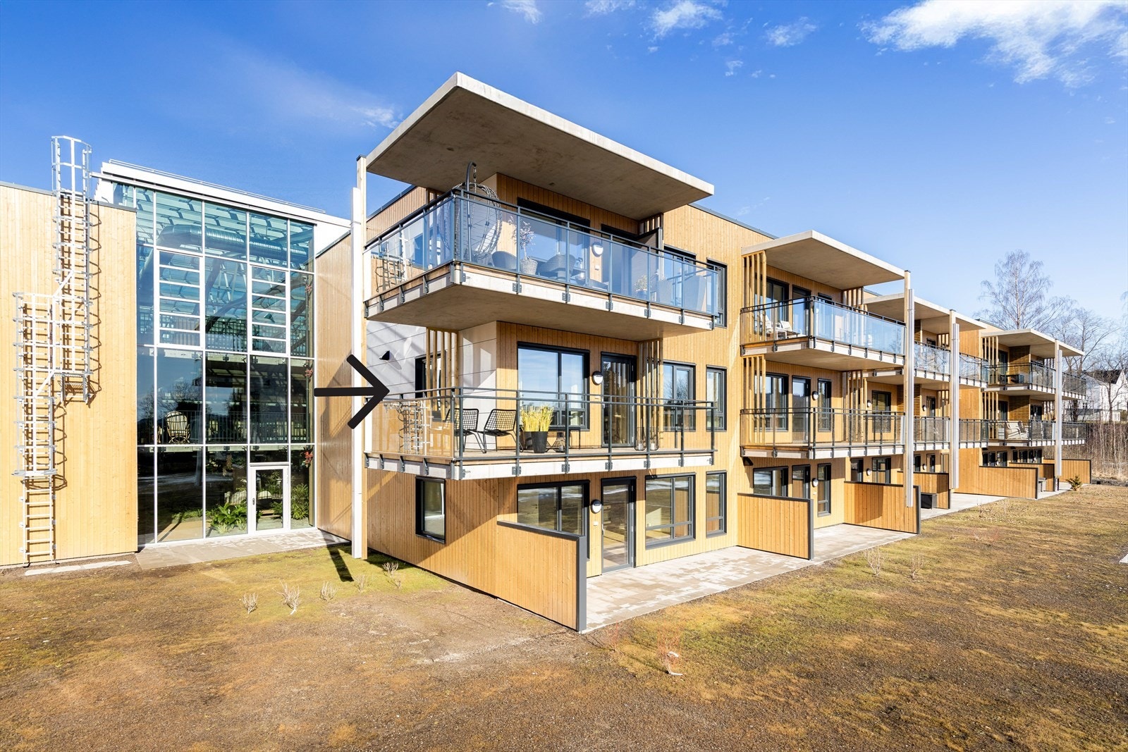 Sydvestvendt balkong Galleribilde