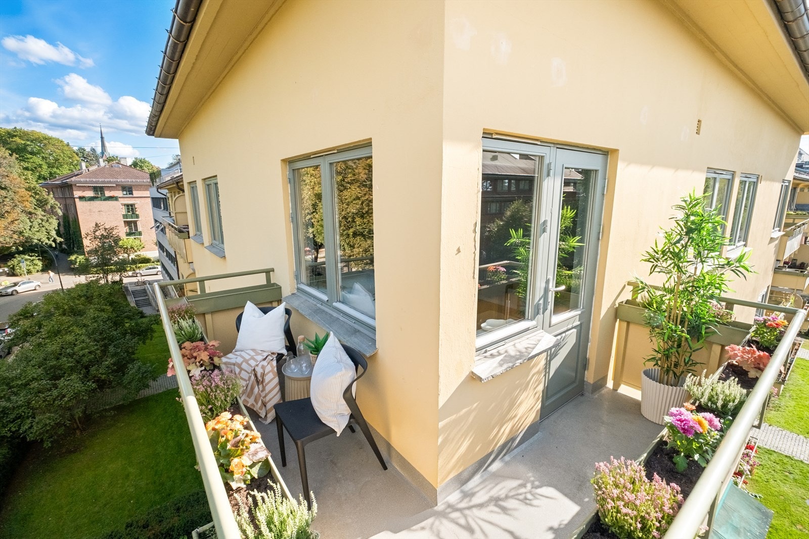 Nord-vestvendt balkong på ca. 6 kvm. Galleribilde