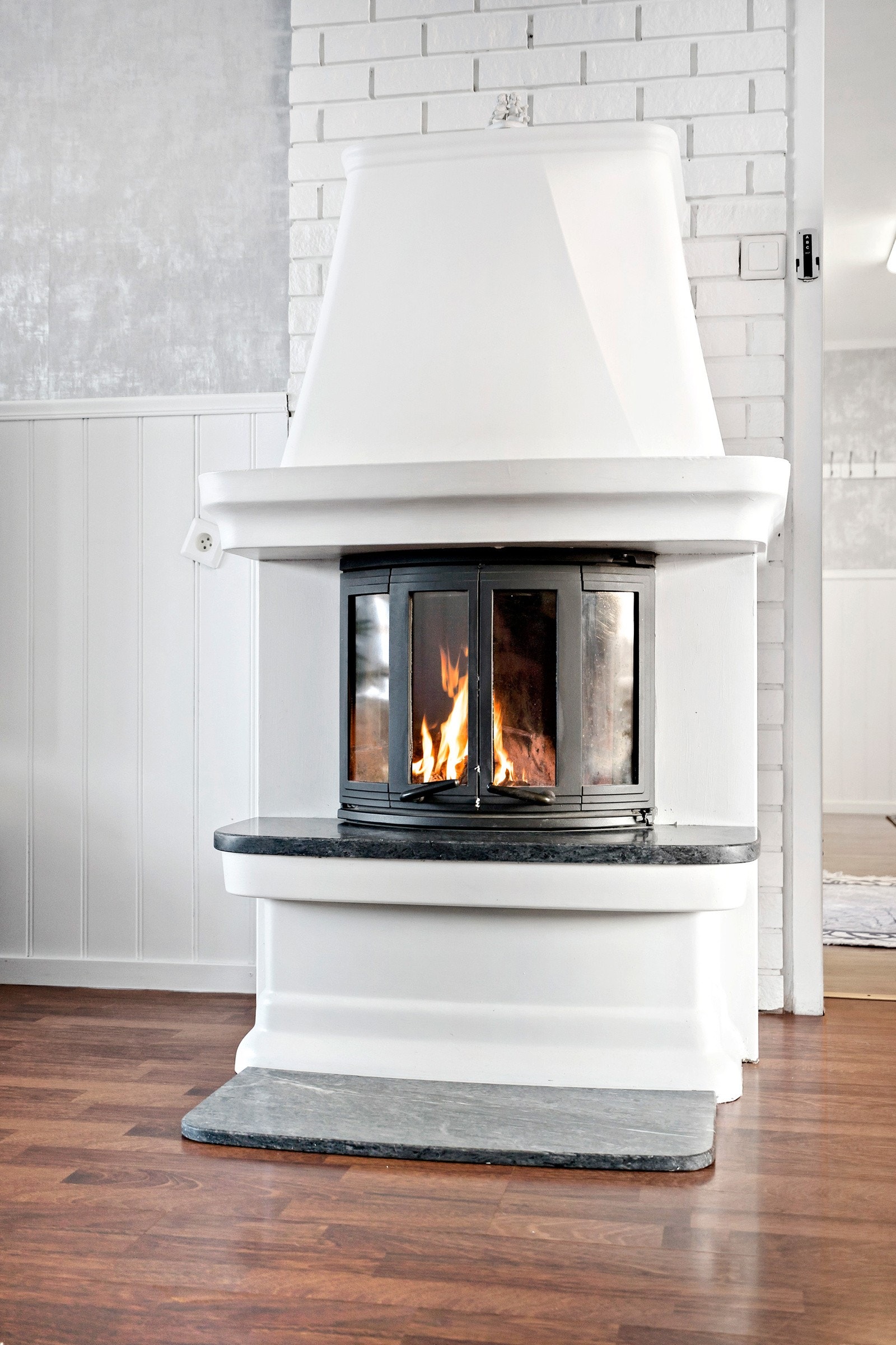 Detaljfoto peisovn Galleribilde