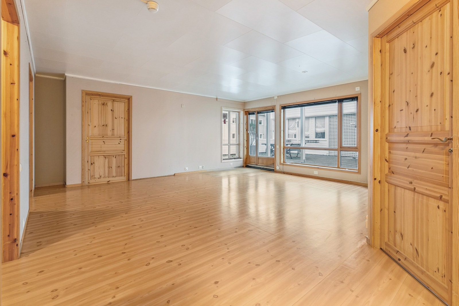 Her har du romslig stue. Galleribilde