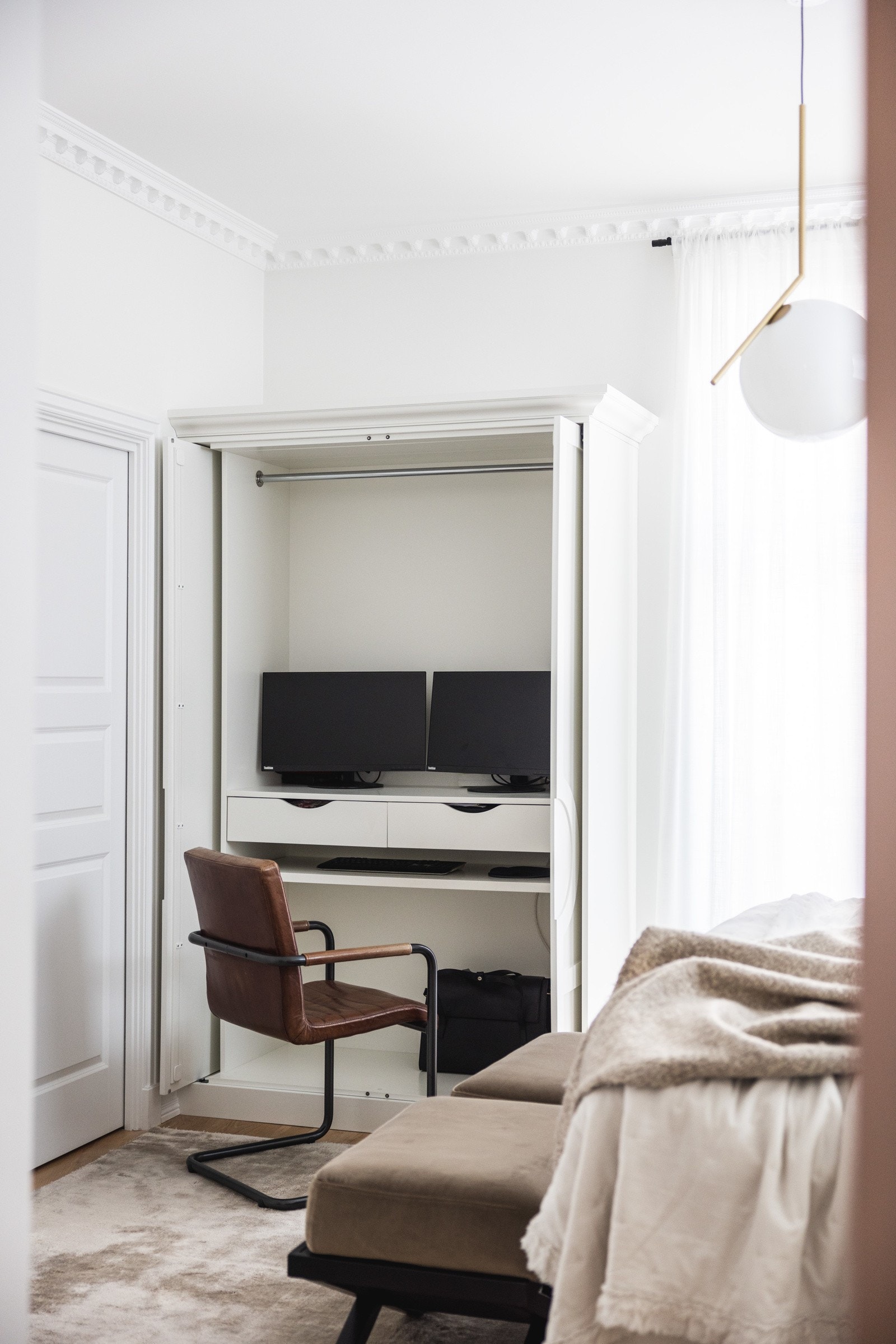 En smart og organisert løsning til rommet. Galleribilde