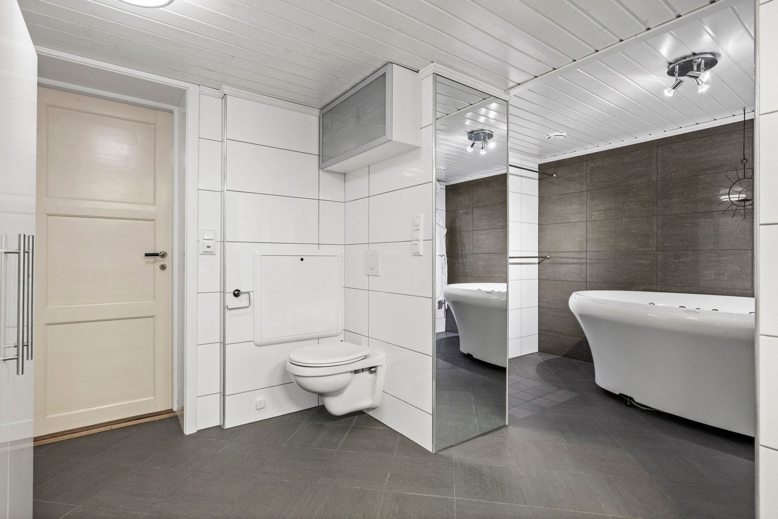 Badet ble satt i stand av fagfolk i 2010. Galleribilde