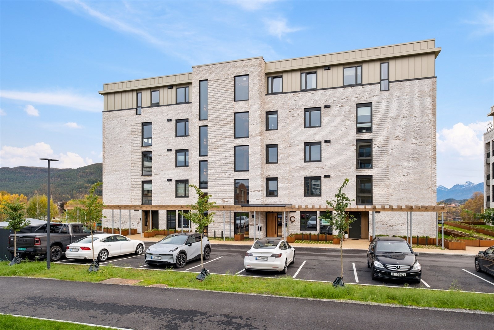 Husk å avklare finansiering før visning. Galleribilde