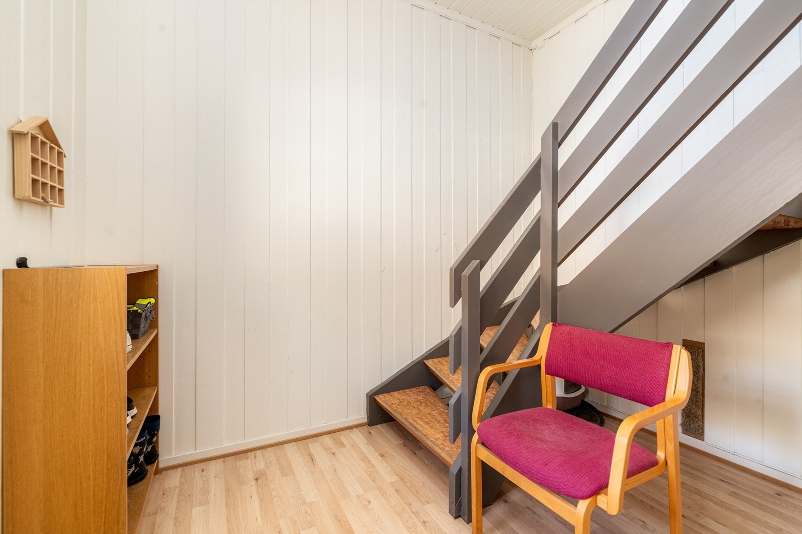 Seksjonene som selges ligger i 2.etg, med adkomst i 1.etg. Galleribilde