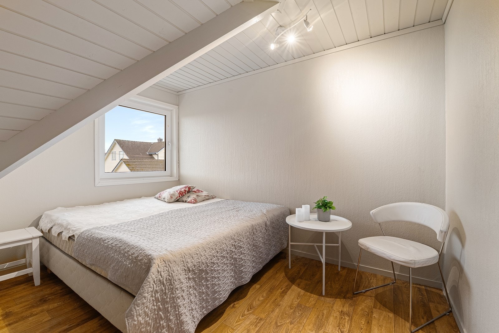 Soverom. Galleribilde