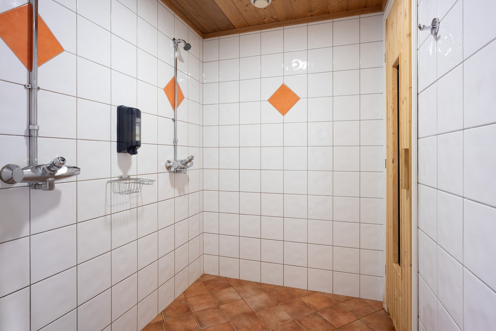 Dusjrom og badstue i fellesarealene. Galleribilde