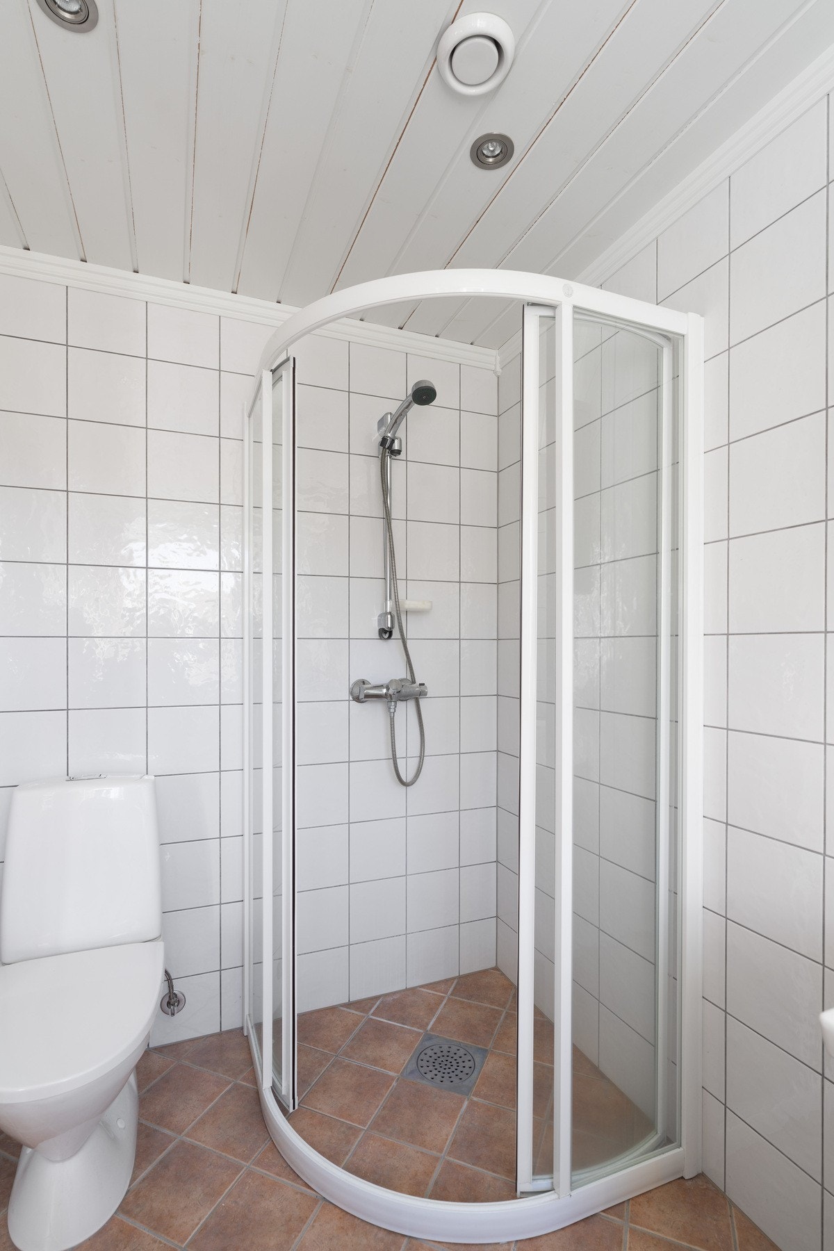 Dusj tilhørende bad hovedsoverom. Galleribilde