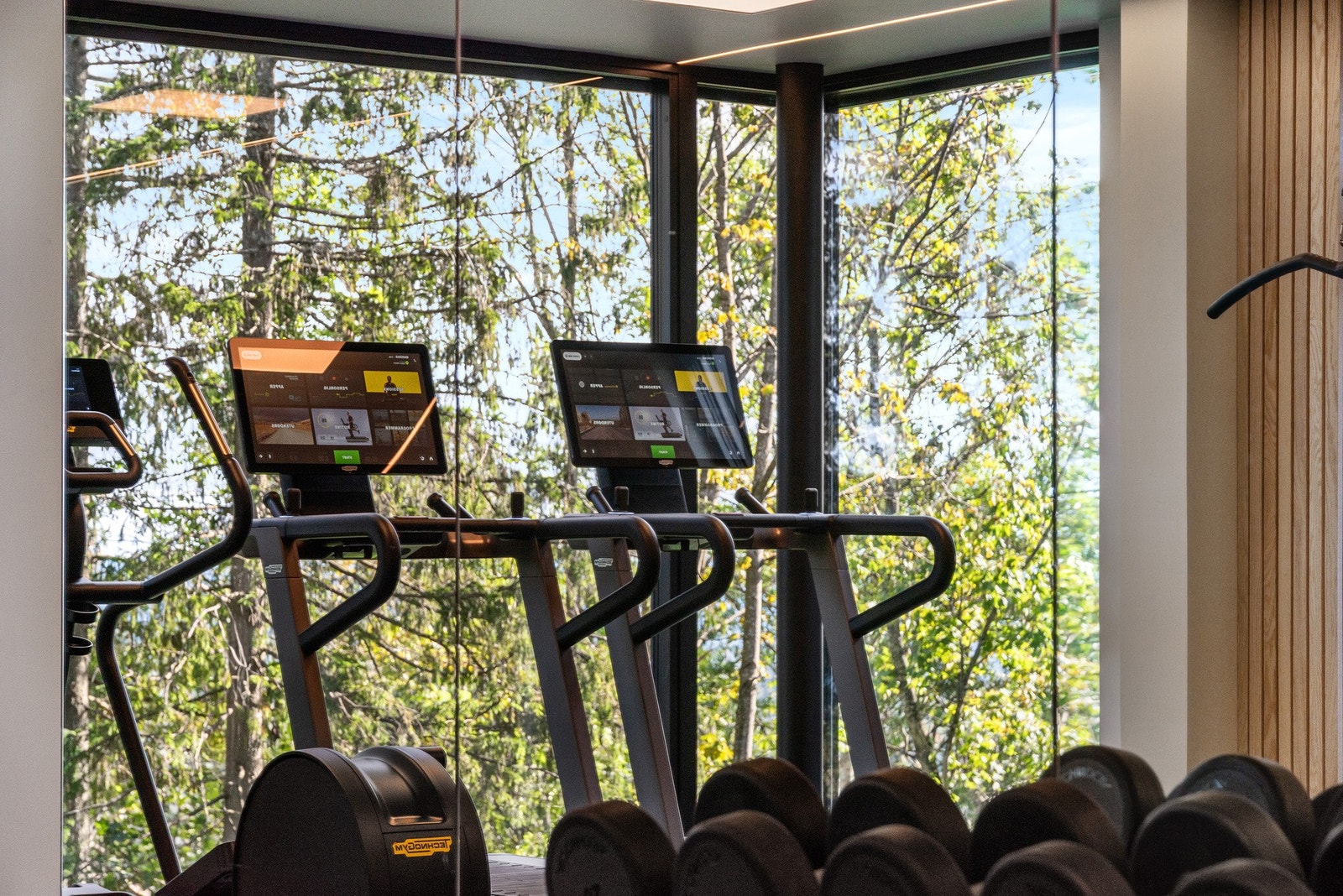 Sameiet er utstyrt med eget trimrom og topp moderne treningsutstyr i kjelleren