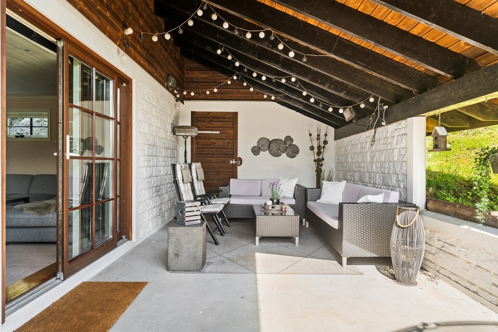 Dør inn til stue. Galleribilde