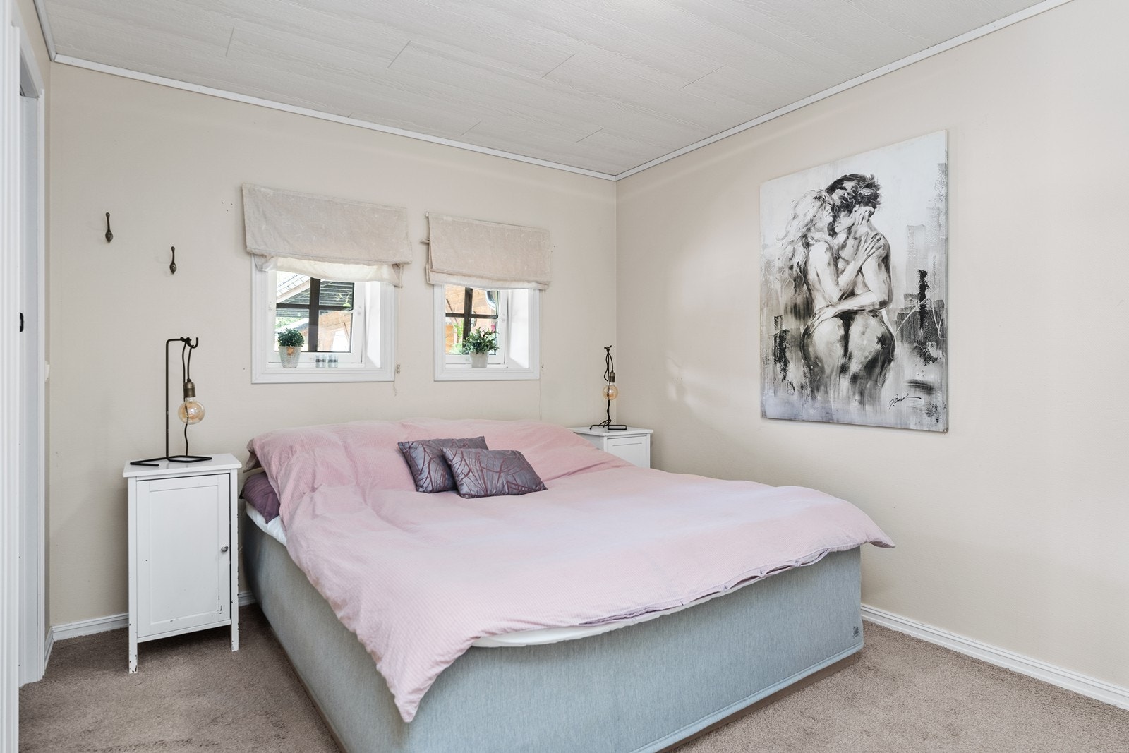 Hovedsoverom med eget garderoberom. Galleribilde