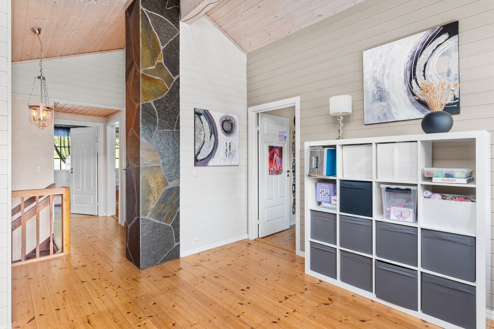 Gulv i heltre. Galleribilde