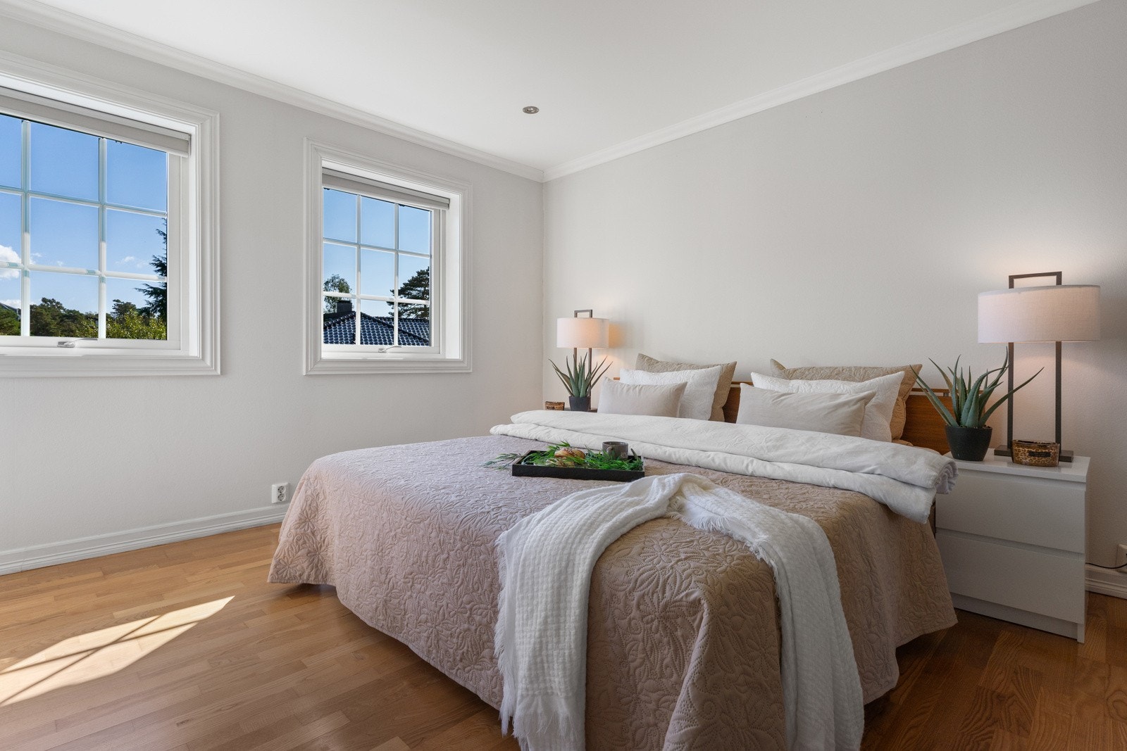 Det er downlights i tak Galleribilde