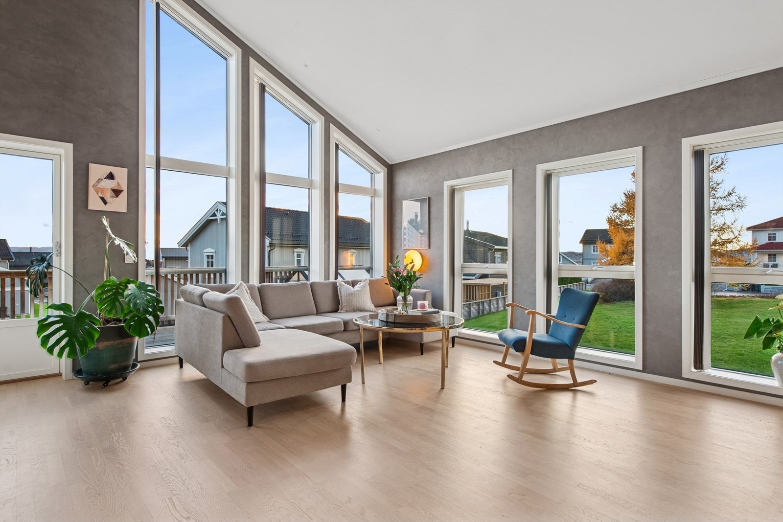 Skogsrudvegen 7 presenteres av DNB Eiendom ved Marita Brennodden. Galleribilde