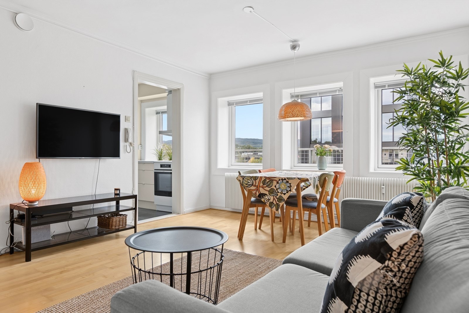 Stuen er på 19,3m². Galleribilde