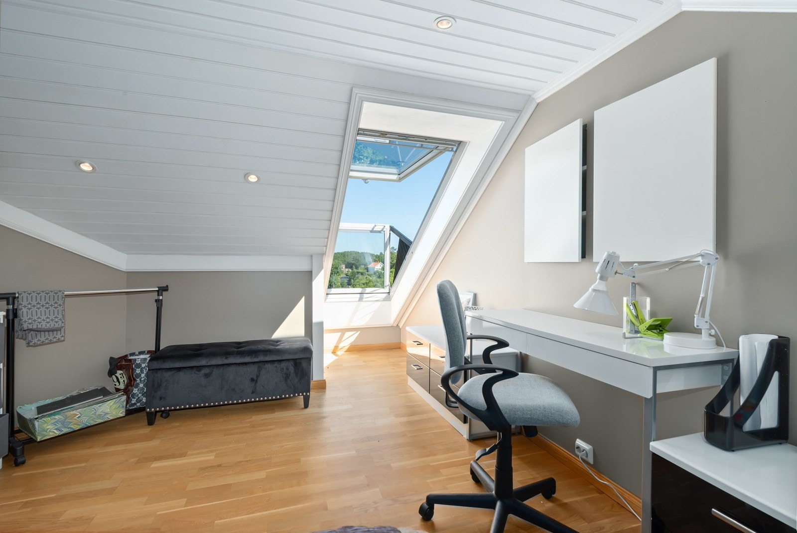 Loftstue Galleribilde