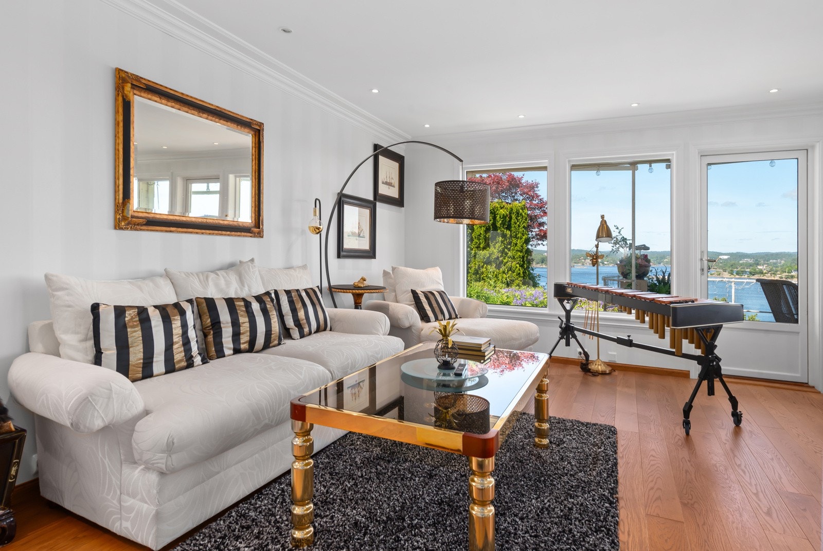 Stuen i 1. etg. Galleribilde