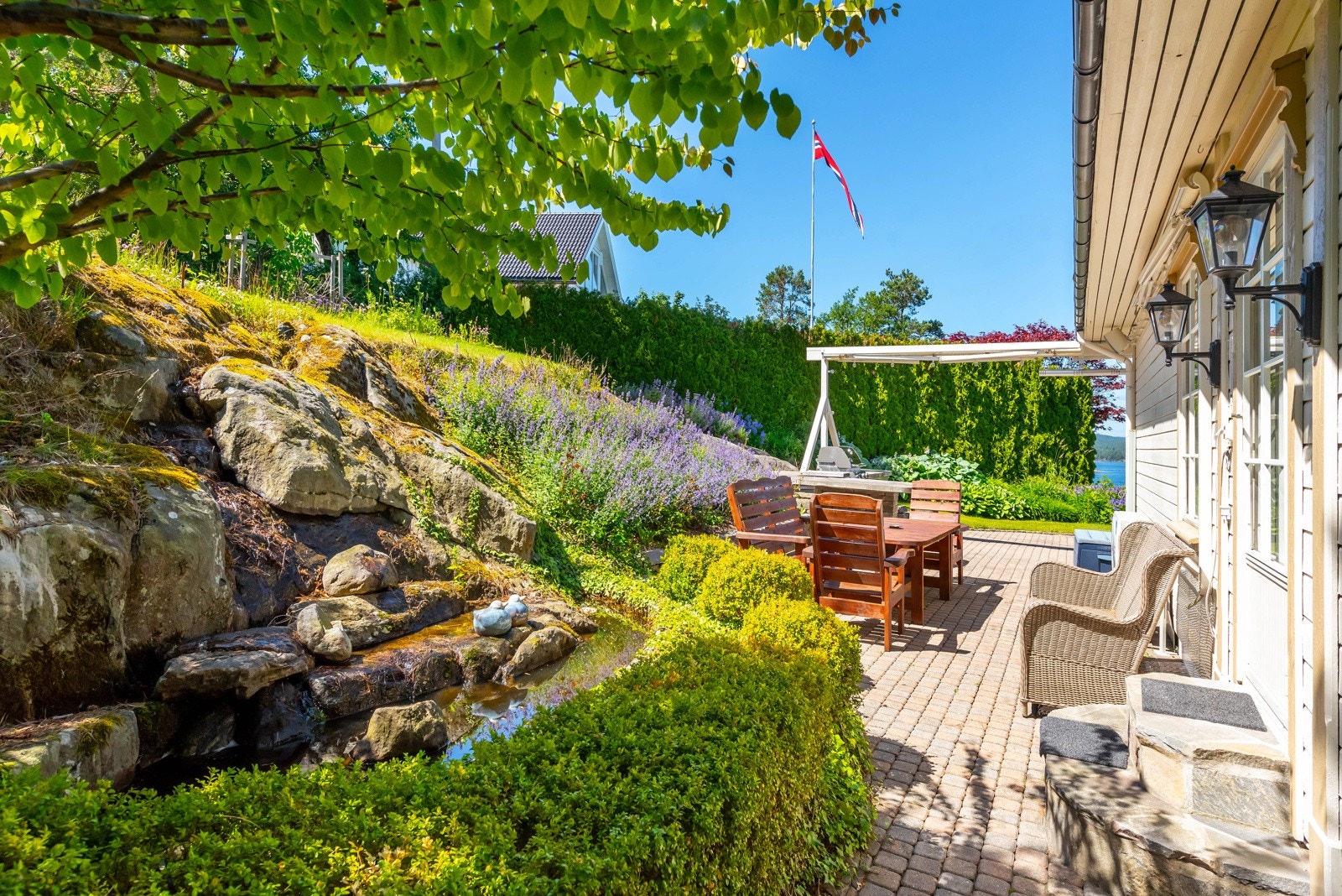 Eiendommen er meget pent opparbeidet. Galleribilde