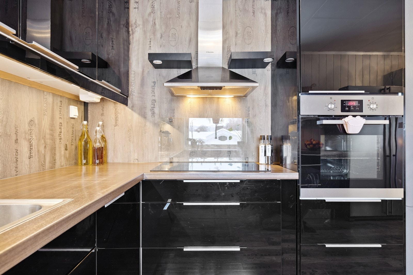 Det er mekanisk avtrekk både på bad og på kjøkken Galleribilde