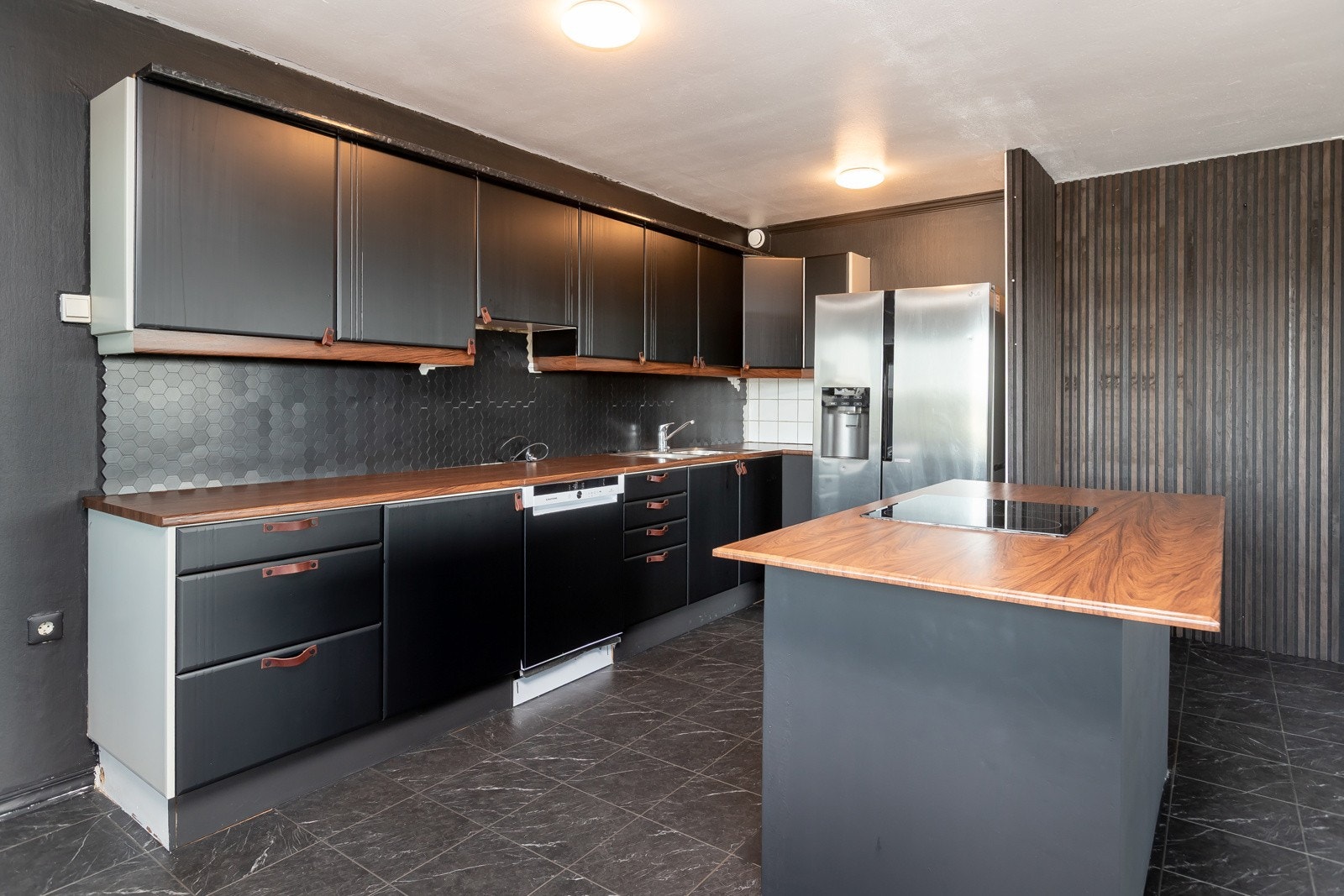 Kjøkkenøya har ikke strøm tilkoblet Galleribilde