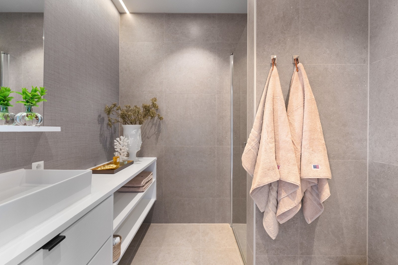 Lekkert bad med alt du trenger Galleribilde