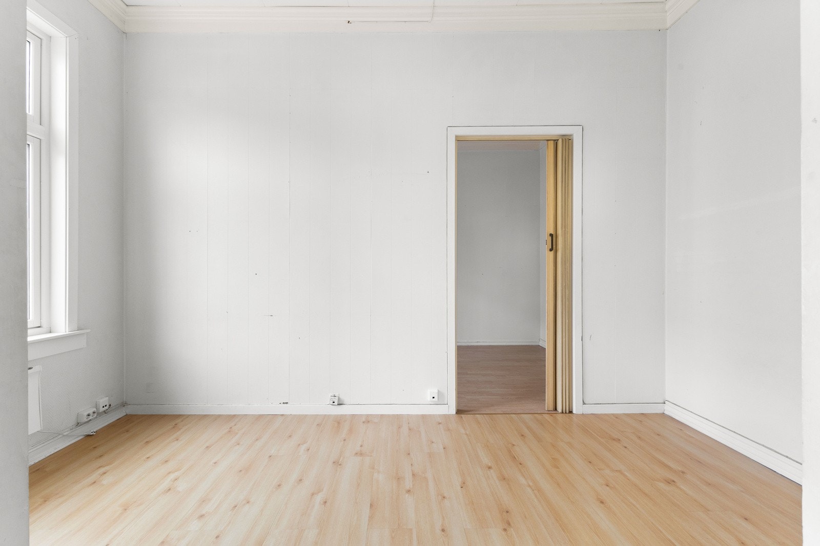 Leiligheten har tre lyse soverom med muligheter for fleksibel innredning. Galleribilde