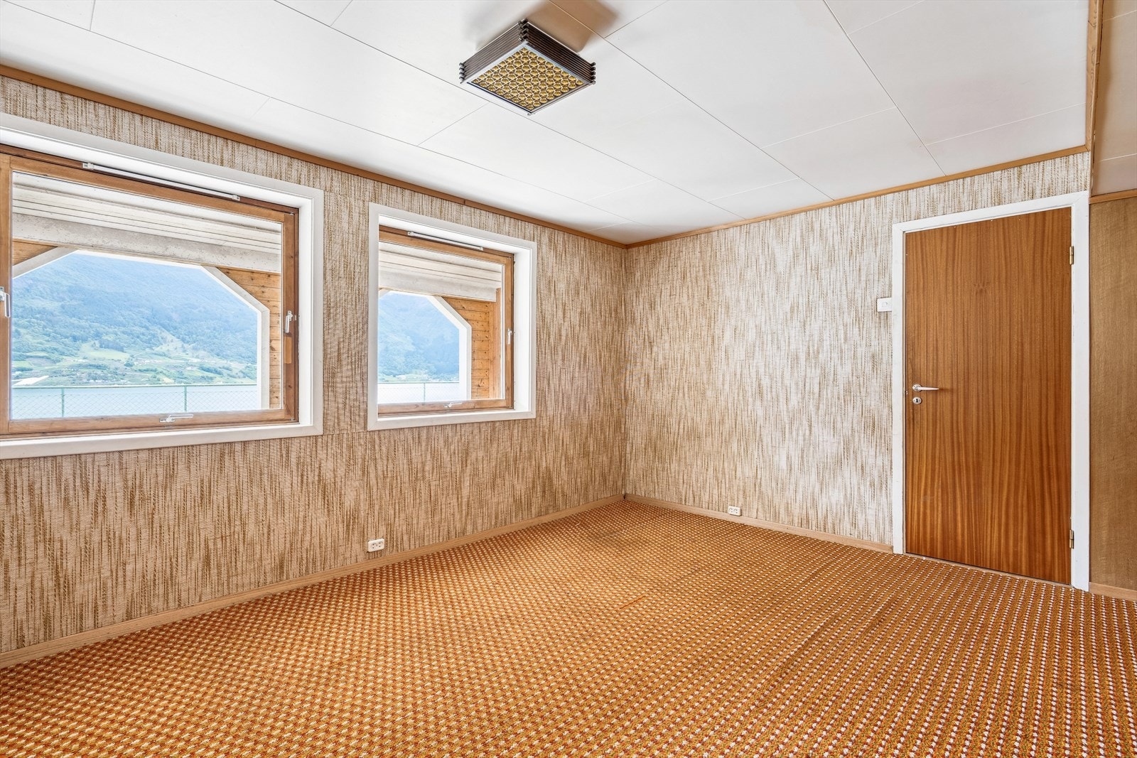 Soverom/kjellerstue Galleribilde