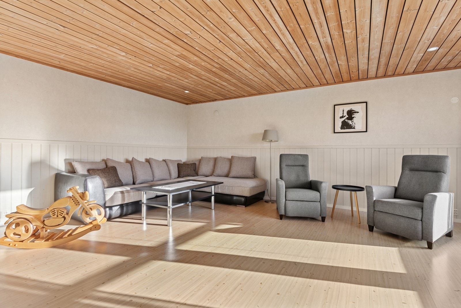 Enebolig fra 1983 som er påbygget. Galleribilde