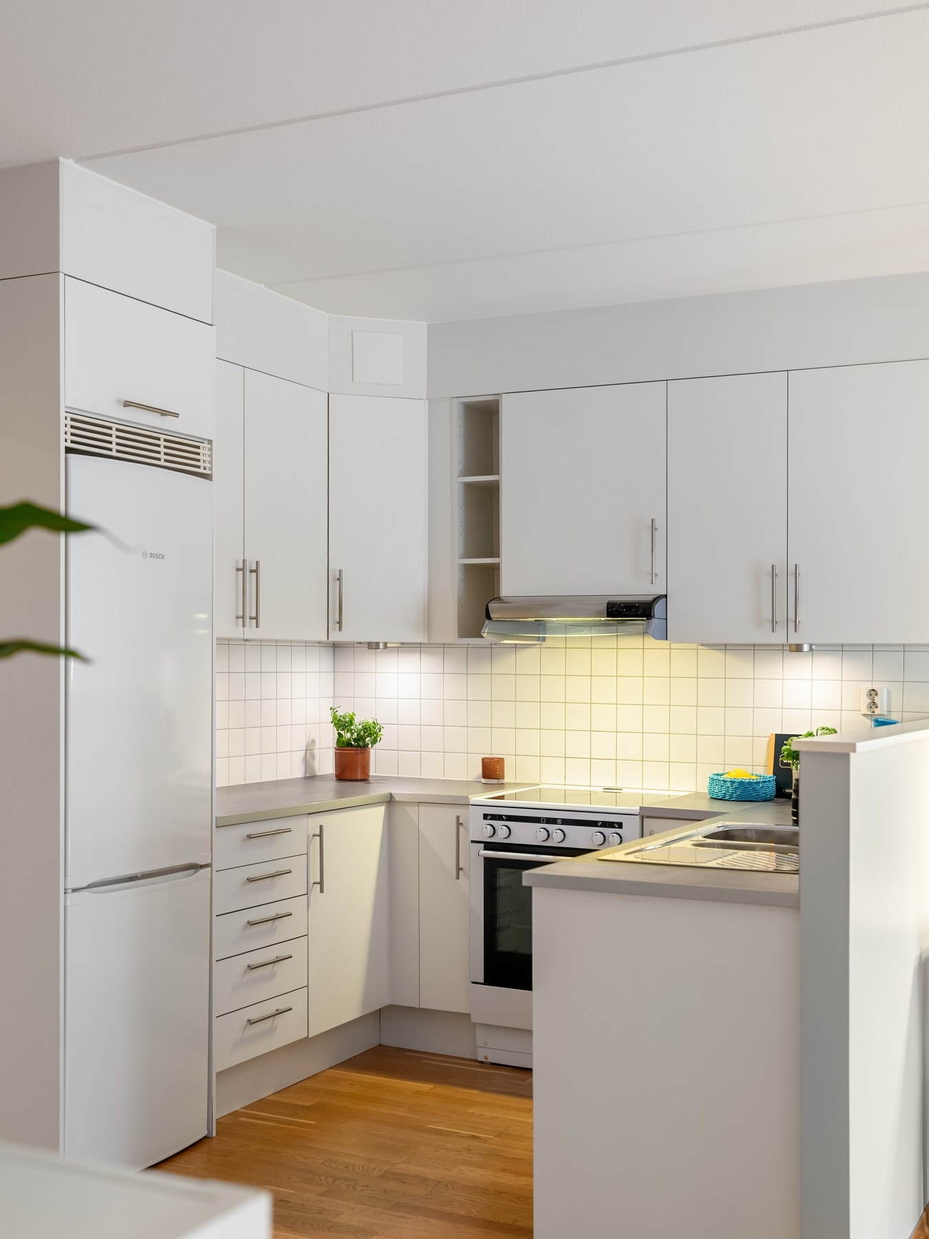 Takhøyde i leiligheten på 2,56 m. Galleribilde