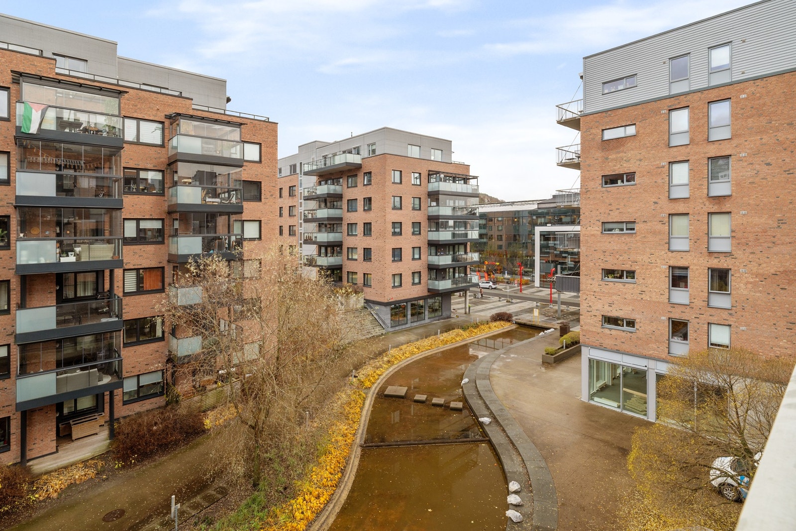 Utsikt fra balkong. Galleribilde