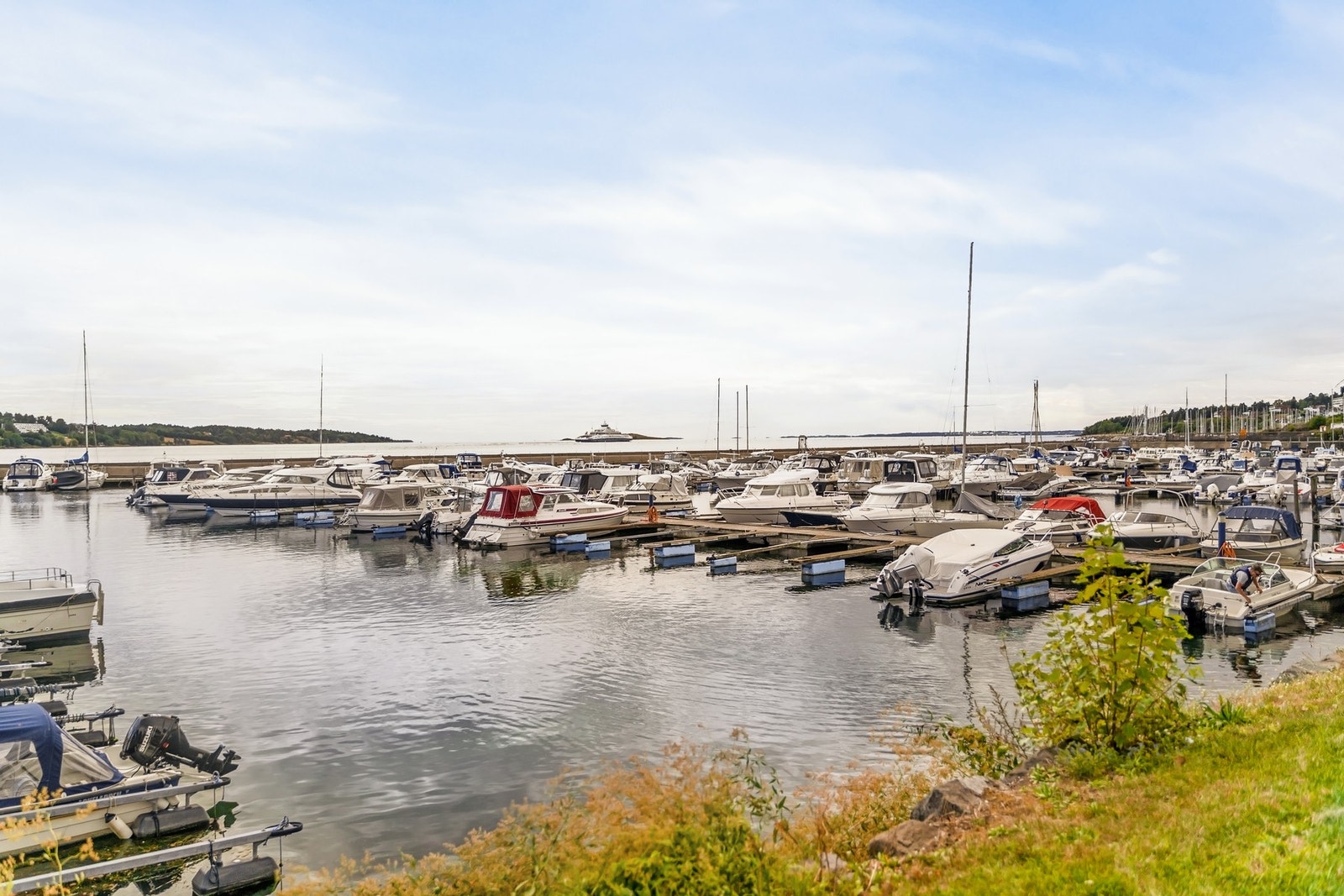 Er du glad i båtlivet finnes det flere småbåthavner i nærområdet Galleribilde