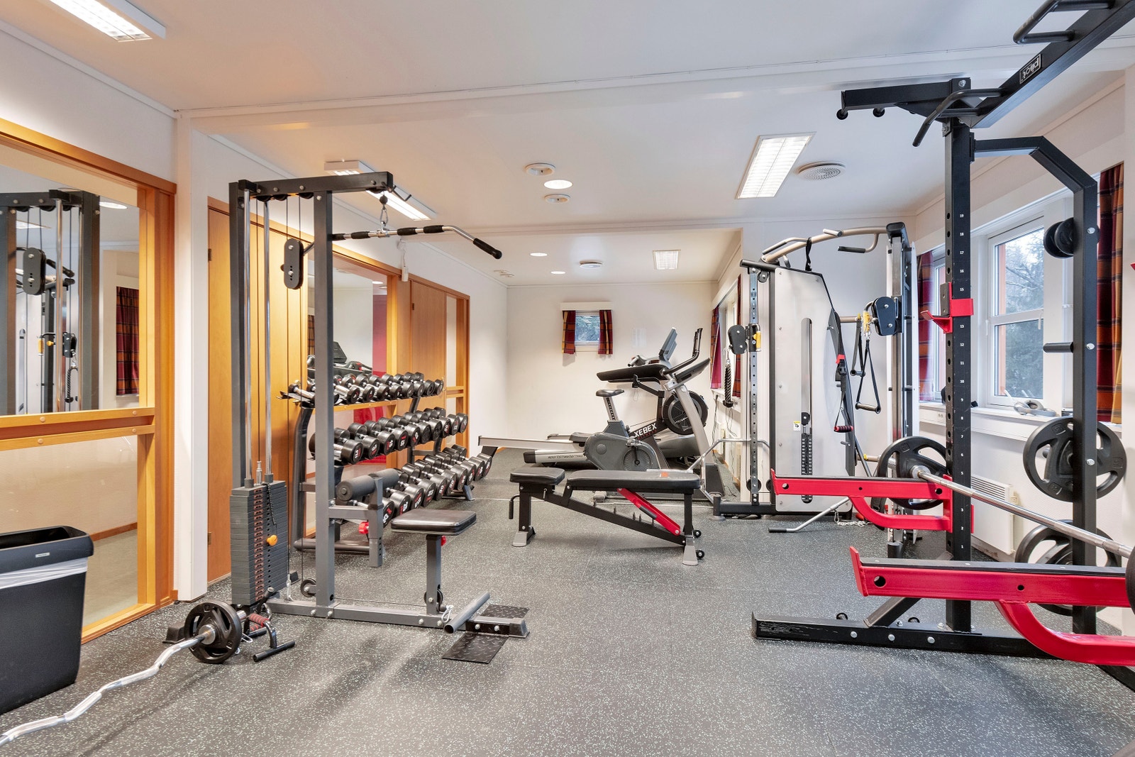 I kontorbyggets u.etg er det gode fasiliteter. Galleribilde