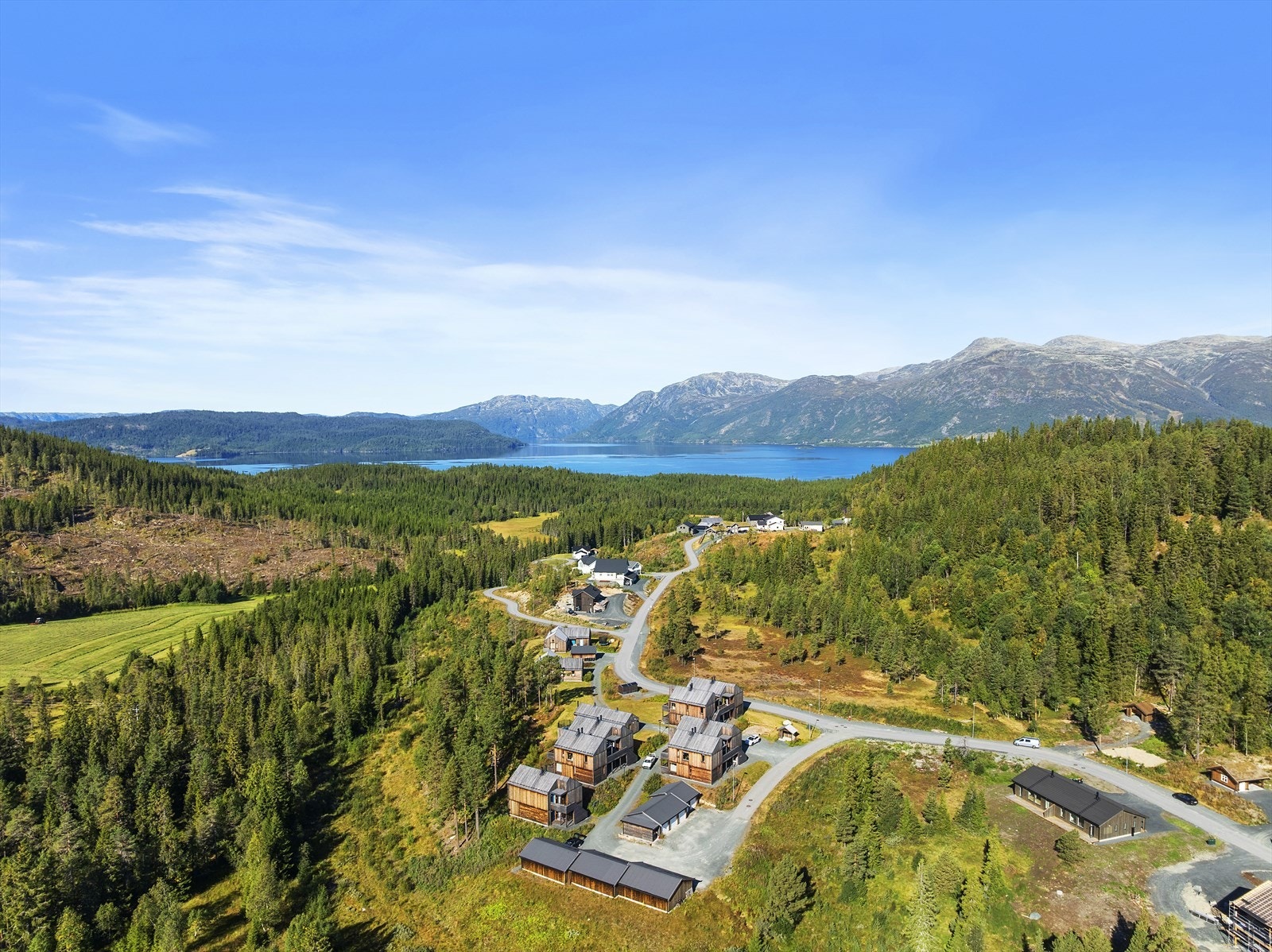 Det er ca. 10 minutters kjøring til Rauland skisenter Galleribilde