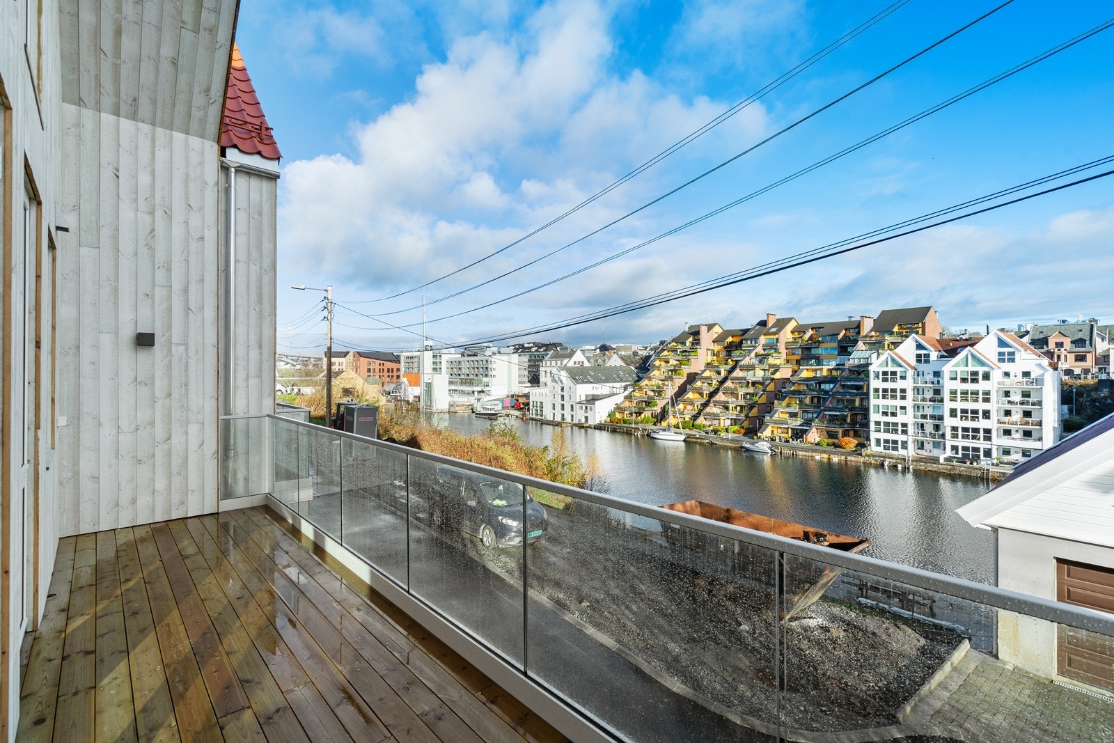 Nydelig utsiktsbeliggenhet på Risøy med utsikt til Smedasundet Galleribilde