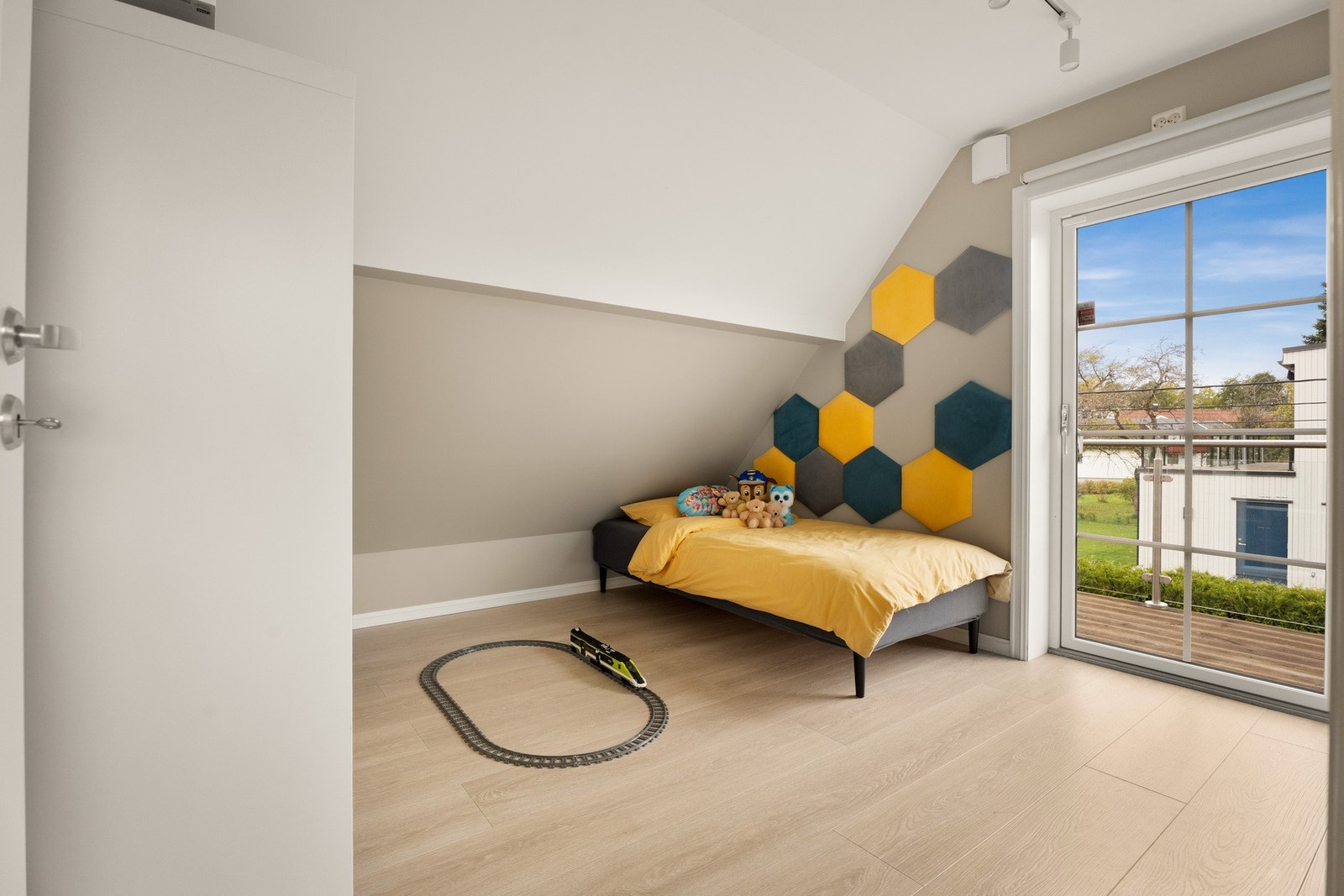 Soverommet har utgang til balkong Galleribilde